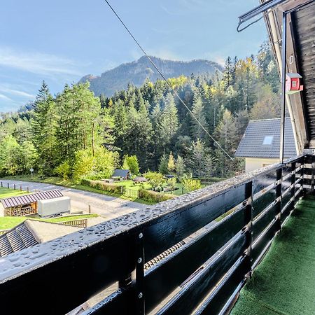 Idyllic Triglav Forest Retreat - Alps, Trails, Lakes, Falls Мойстрана Экстерьер фото